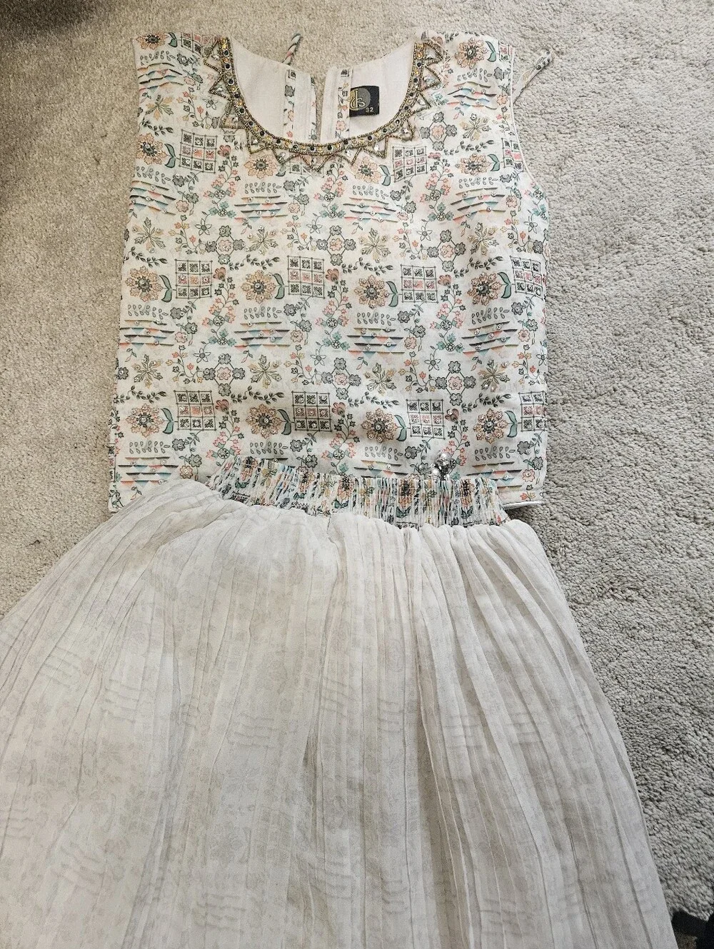 Girls Indian Outfit/lengha